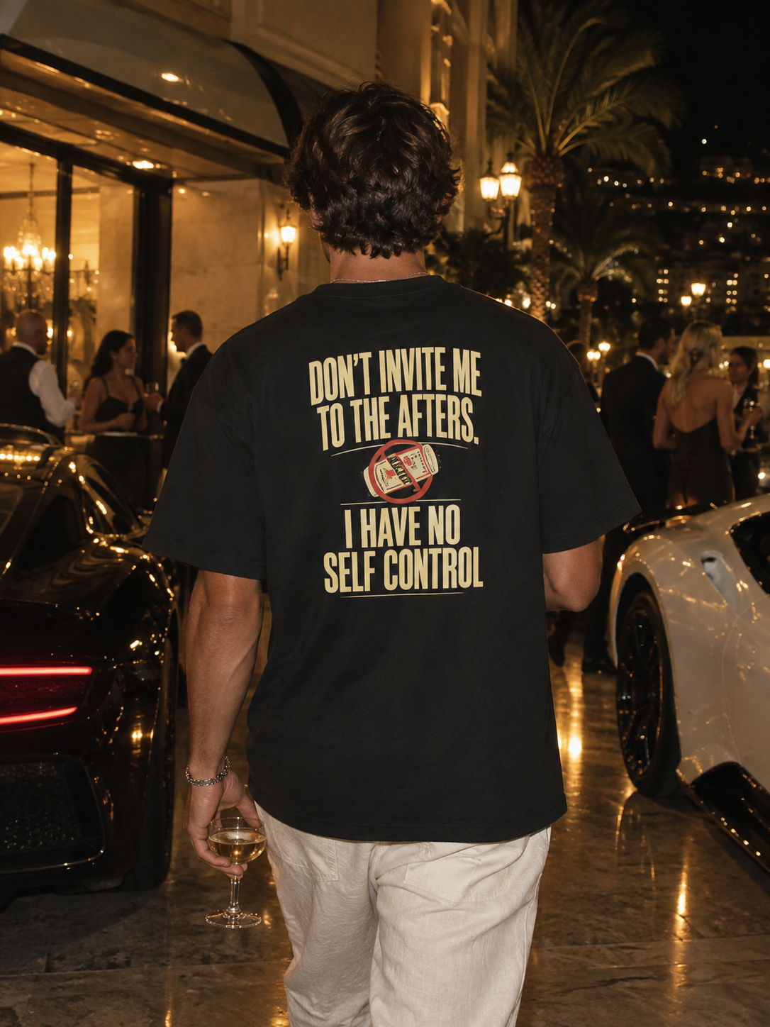 Camiseta Don't Invite Me ampliada